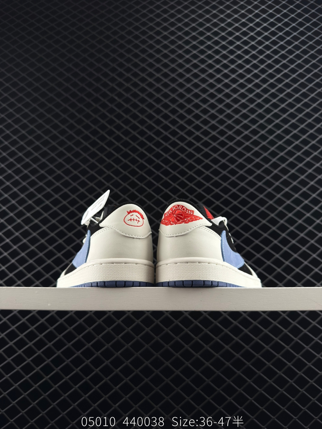 Travis Scott x Air Jordan 1 Reverse Mocha AJ1